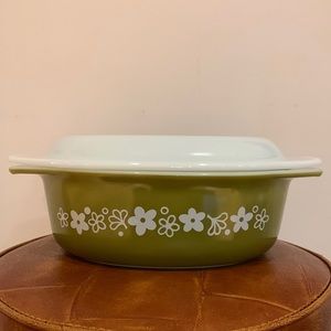 COPY - Pyrex spring blossom casserole dish